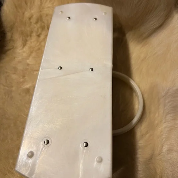 MW Vintage Lucite And Metal Handbag - Picture 3 of 9